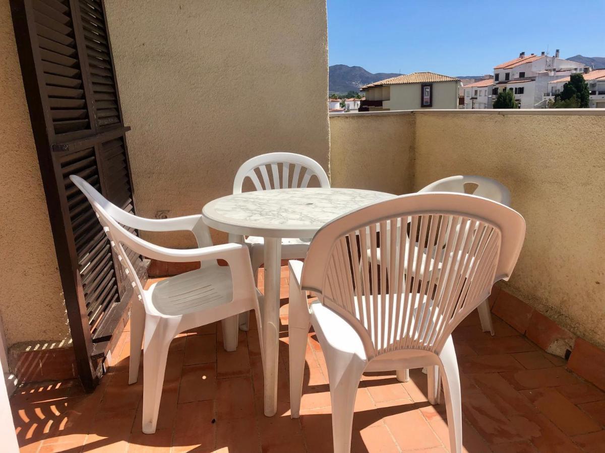 Port Sotavent 2C - Apartamento En La Marina De Empuriabrava - Piscina Comunitaria, - Parking - Vistas Al Canal - Cerca Centro Y Playa Екстериор снимка